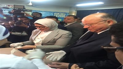 وزيرة الصحة ومحافظ القاهرة يطلقان الحملة القومية للقضاء على الطفيليات المعوية 