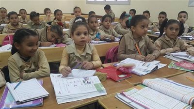 حقيقة تغييرالمناهج الدراسية من الصف الثاني الابتدائي حتى الإعدادية في التعليم الجديد