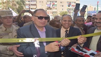بالصور.. محافظ الفيوم يفتتح وحدات إنتاج الكهرباء بالطاقة الشمسية بعدد من المدارس الفنية بالمحافظة