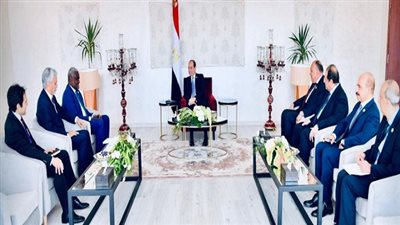 الرئيس السيسي يستقبل رئيس مفوضية الاتحاد الأفريقي