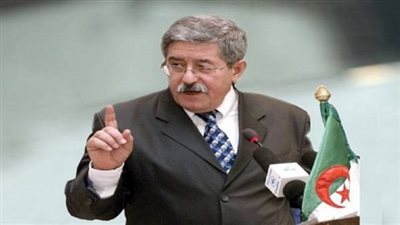 استقالة 2000 عضو في حزب «أو يحي» اعتراضا على تمديد عهدة بوتفليقة