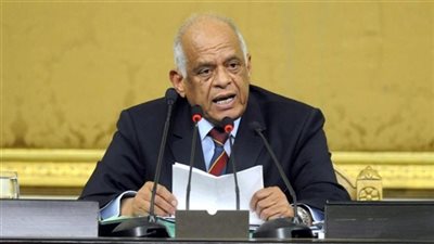 عبد العال يرد على منتقدي مناقشات تعديل الدستور:«الحوار مش على الضيق»