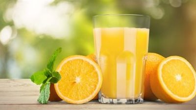 تناول هذا العصير يوميًا يبعدك عن زيارة الطبيب