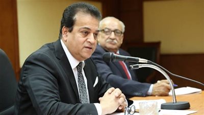 وزير التعليم العالى يعلن تعيين 5 عمداء جدد للجامعات الحكومية