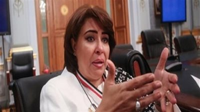 برلمانية فى مؤتمر جماهيرى حاشد تشرح التعديلات الدستورية ومبرراتها