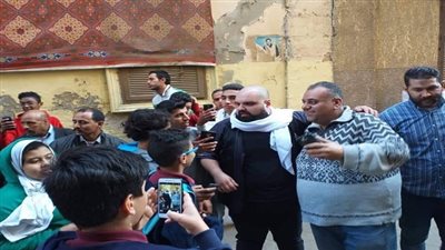 ‎بالصور.. مجدي البحيري يواصل تصوير مشاهده في 