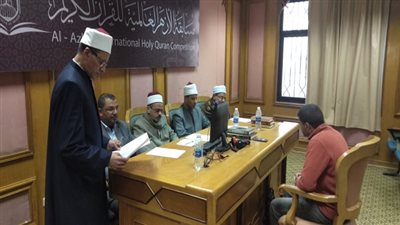 وكيل الأزهر يتفقد اختبارات مسابقة الأزهر العالمية للقرآن الكريم