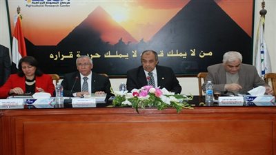 وزير الزراعة : كل الدعم المادي والفني للبرنامج الوطني لإنتاج تقاوى الخضر محليا