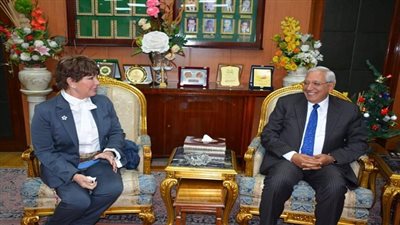 بالصور.. شاروبيم يستقبل نجوي ابراهيم في اول زيارة للدقهلية 