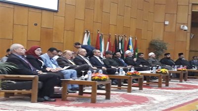 وفد جامعة حلوان يشارك في أسبوع الشعوب بأسيوط