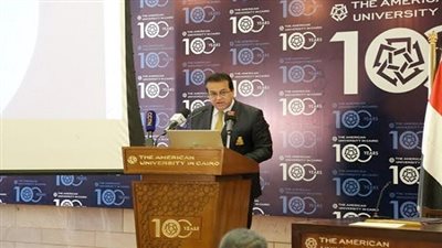 وزير التعليم العالى والبحث العلمى يشهد فعاليات المنتدى الصينى الإفريقى للتعليم العالى بالجامعة الأمريكية بالقاهرة