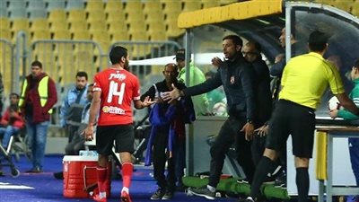 كيف تحول حسين الشحات للغنة في الأهلي؟