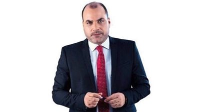 الباز: صورة  خالد أبو النجا وعمرو واكد على غلاف حريتي ضد ميثاق الشرف الاعلامي