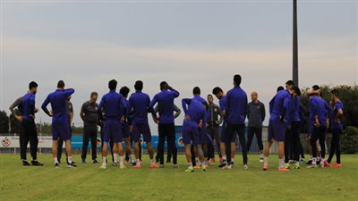 لقطات من اول تدريب للاهلى بجنوب افريقيا 