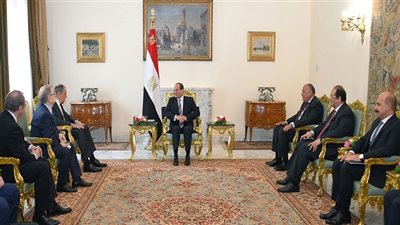 الرئيس السيسي يستقبل وزير الخارجية الروسي
