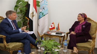 وزيرة البيئة تستقبل سفير كندا وتتلقى دعوة للمشاركة في قمة الطبيعة بمونتريال 