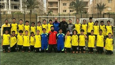 فريق الناشئين ٢٠٠٥ دجلة يحتفلون بمدربهم علاء عبده بمناسبة انتهاء الموسم