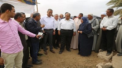 وزير الزراعة يختتم جولته في سوهاج بزيارة مشروع تطوير الري الحقلي بقرية أولاد ابوغريب