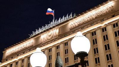 الدفاع الروسية تنفي إرسال مقاتلات 