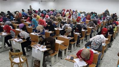 تأجيل عقد امتحانات الفصل الدراسي الثاني بالجامعات