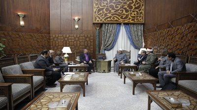 رئيس الطائفة الإنجيلية: شيخ الأزهر يمثل قامة ورمزا وطنيا لكل المصريين