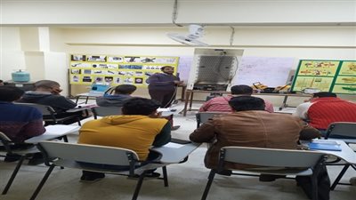 دورات تدريبية مجانية للقضاء على البطالة بكلية التعليم الصناعى جامعة حلوان