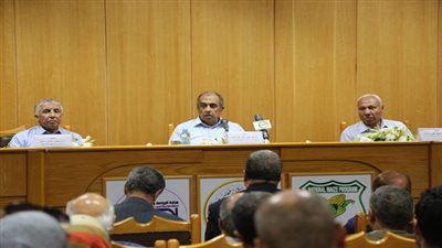 وزير الزراعة يكافئ العاملين في محطة بحوث سخا ويوجه بالرقابة على مدخلات ومخرجات الإنتاج