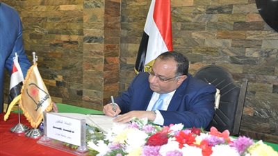 طرح الرؤية المستقبلية للفنون والتربية في المؤتمر العلمي الدولي الثامن بكلية التربية الفنية جامعة حلوان