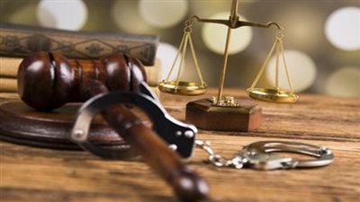 تأجيل محاكمة 11 متهما بـ