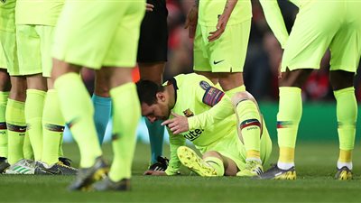 هل يخوض ميسي لقاء العودة أمام مانشستر يونايتد؟