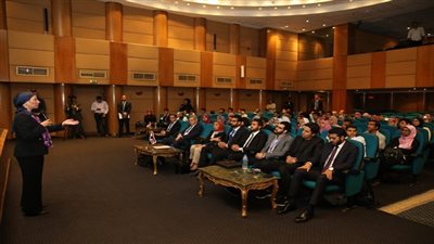 وزيرة البيئة: الشباب طاقة لا يمكن الاستغناء عنها في دمج البعد البيئى لتحقيق التنمية المستدامة