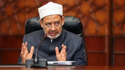شيخ الأزهر يرفض واقعة إهانة القرآن بالدنمارك: لا نقبل المساس بكتاب الله
