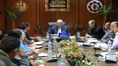 السويس تستعد لاستقبال اعياد الربيع بالنظافة وتجميل الحدائق العامة