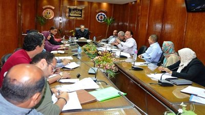 متابعة عمل لجان تقنين الأراضي الاملاك والزراعية بالسويس