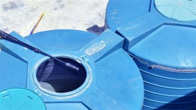 شركة مياه البحر الأحمر تُدشن مبادرة لتطهير وتعقيم خزانات المياه بالمساجد والكنائس بالمجان