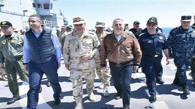 وزير الدفاع ونظيره اليونانى والقبرصى يشهدون المرحلة الرئيسية للتدريب البحري الجوي المشترك 