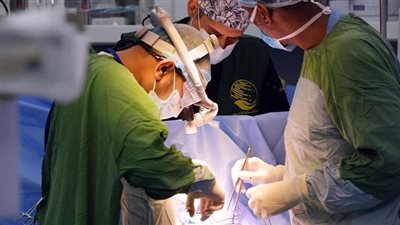 مركز الملك سلمان يجري 26 عملية قلب لأطفال اليمن خلال يومين