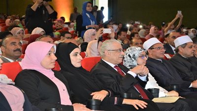 وزير التعليم يشهد فعاليات الحفل الختامي لمسابقة تحدي القراءة العربي