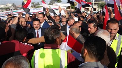 اليوم الثالث.. مسيرة جديدة حاشدة  للعاملين بمصانع الدلتا لبنجر السكر بكفر الشيخ