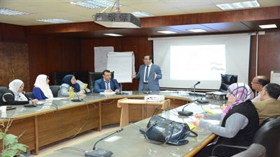 وزارة التخطيط تشارك في ورشة عمل حول موازنة البرامج والأداء بوزارة القوى العاملة