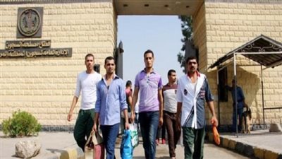 بعد الإفراج عنهم بمناسبة عيد تحرير سيناء.. كيف احتفل المسجونين بالقرار؟