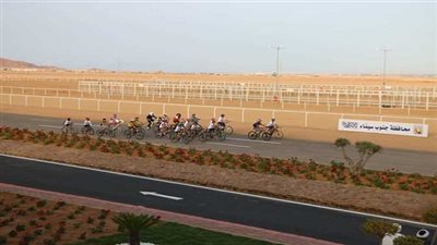 رئيس الوزراء المصري يفتتح مضمار الهجن الدولي بشرم الشيخ