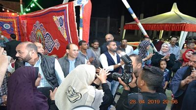 بالصور.. مستقبل وطن بالسويس يشارك المئات الاحتفال بنجاح استفتاء تعديل الدستور