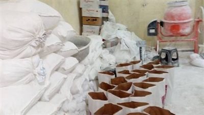 ضبط 28 طن سوبيا فاسدة داخل مصنع غير مرخص بالهرم