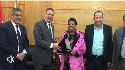 بيان عاجل للحكومة بعد تكريم شعبان عبد الرحيم بجامعة بنها