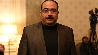 نائب عين شمس يحصل على موافقة التخطيط بتحويل مبنى الحي إلى مقر خدمات عامة 