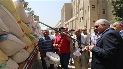محافظ الجيزة: توريد 106 ألف طن أقماح حتى الان ومتابعة يومية لأعمال التوريد