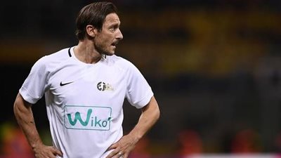 لاعب عربي يحرج 