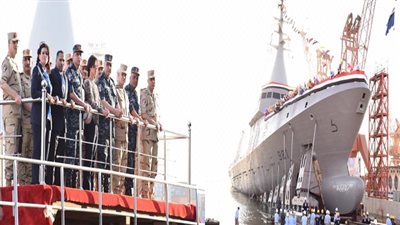 الفريق محمد فريد يشهد مراسم تدشين الفرقاطة المصرية الثانية 