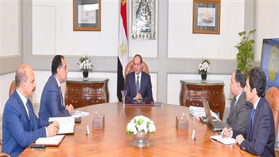  بسام راضي: الرئيس السيسي يجتمع مع رئيس الوزراء ووزير المالية